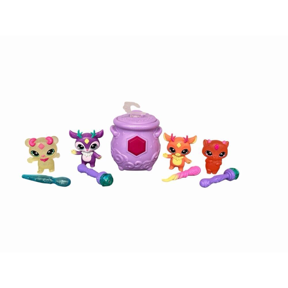 Magic Mixies Mixlings Set Of 4 PVC Figures W/4 Magic Wands & Cauldron